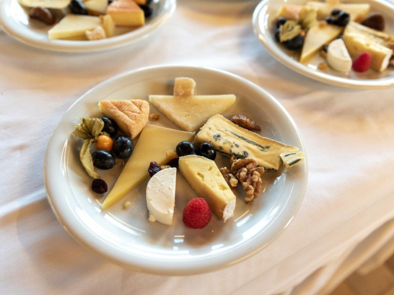 Geführte Käseverkostung mit Jutta Jung